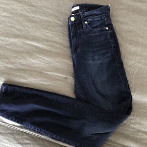 Good American Good Legs Jeans Size 25